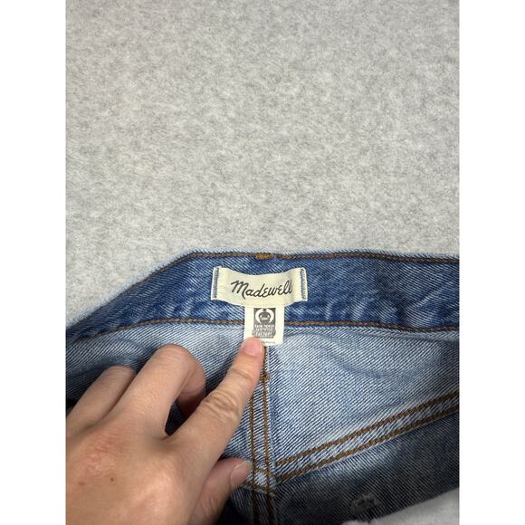 Madewell Womens Size 27 Relaxed Mid Length Denim Shorts Distressed - Picture 3 of 9